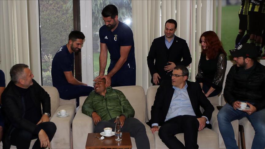 Alex de Souza, Fenerbahçe Can Bartu Tesisleri'ni ziyaret etti
