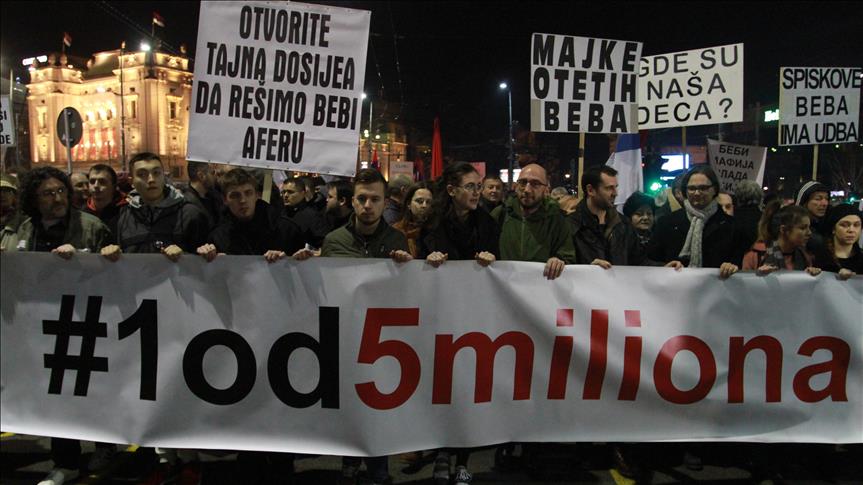 Beograd: Na protestu građani potpisivali Sporazum sa narodom