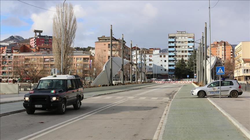 Митровица-Поделен град во кој еднa искра може да го запали пламенот 