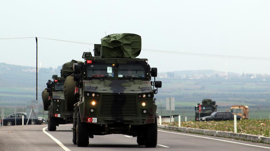 Arrivée de renforts des forces spéciales turques à la frontière syrienne