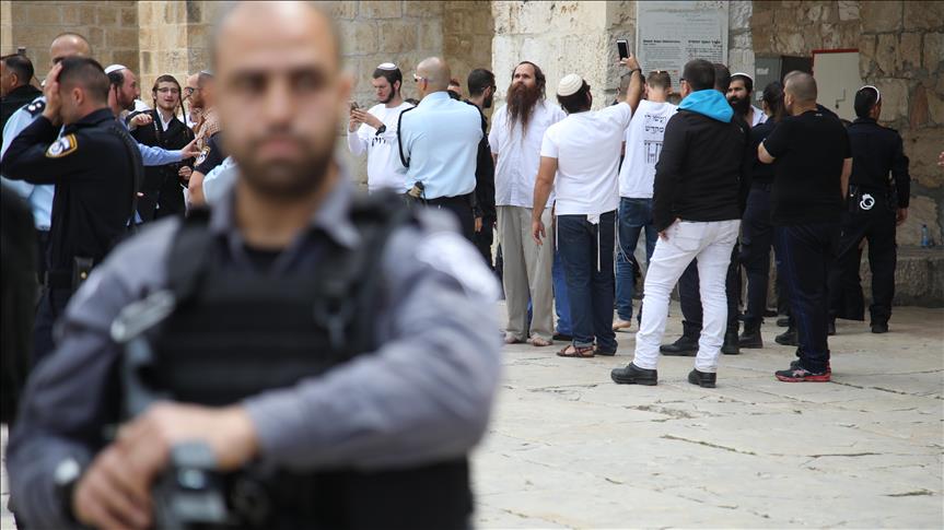 Na desetine radikalnih Jevreja ušlo u dvorište džamije Al-Aksa