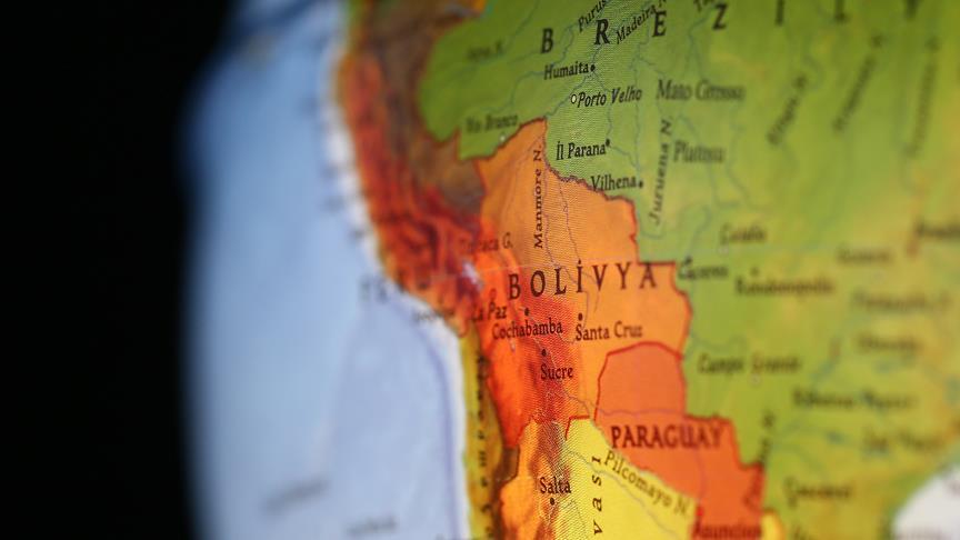 Bolivya'da otobüsle kamyon çarpıştı: 22 ölü