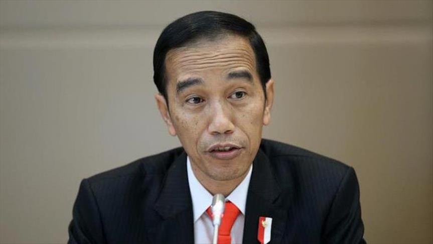 Joko Widodo serahkan hasil debat kepada masyarakat