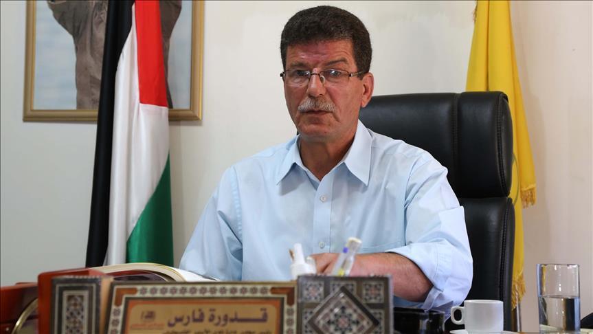 اعتراض فلسطینیان به کاهش حقوق خانوادههای اسرا و شهدا