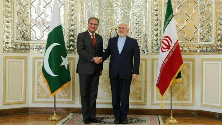 وزیر امور خارجه پاکستان بر همکاری با ایران برای رفع نگرانی ها تاکید کرد