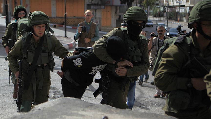 22 Palestinians arrested in West Bank raids