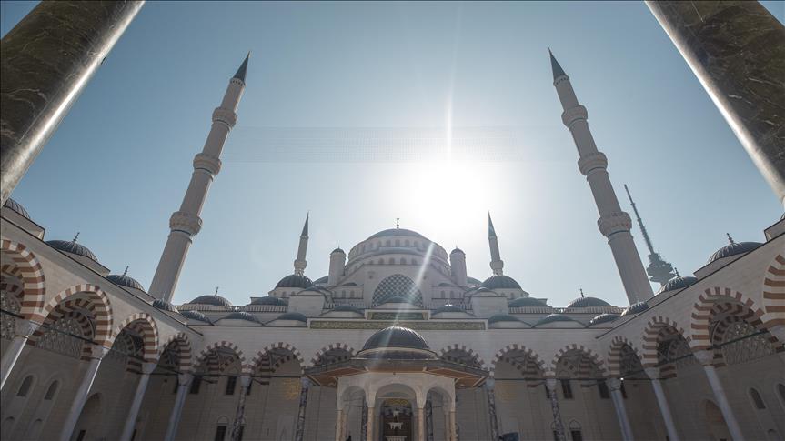 U Istanbulu se sprema otvaranje velike Camlica džamije