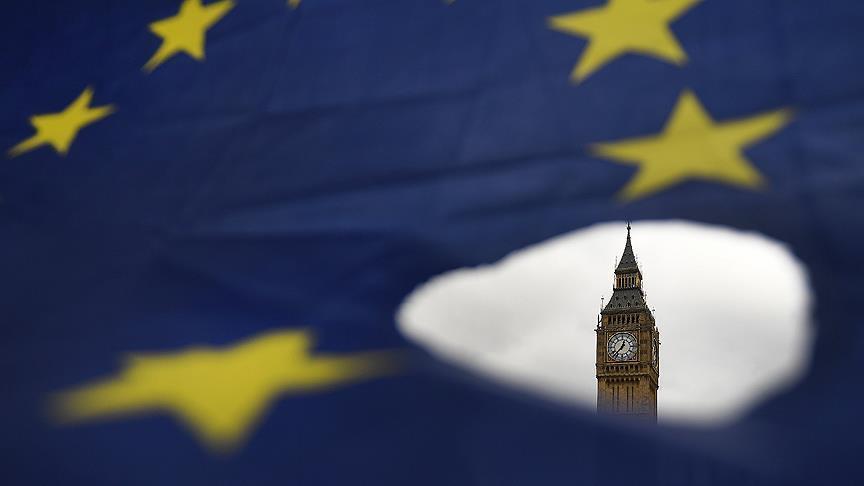 In Brexit row, Tory MPs defect to Independent Group