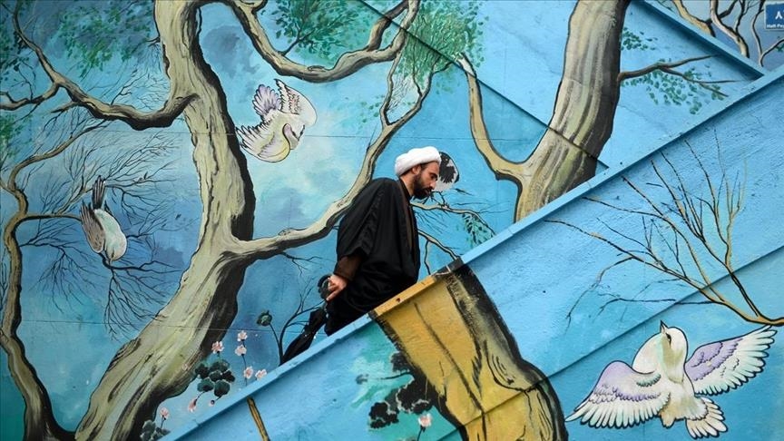 ایران در دوراهی مصلحت گرایی و ‍"فقه سیاسی"