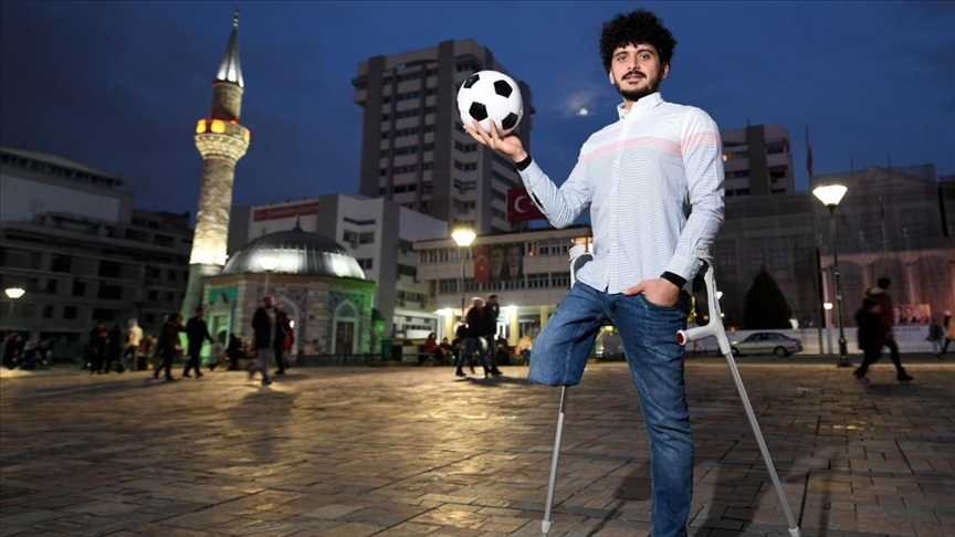 Turkish amputee footballer never gave up on dreams