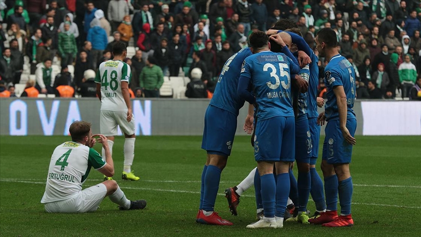 Bursaspor 'kabus'tan uyanamıyor