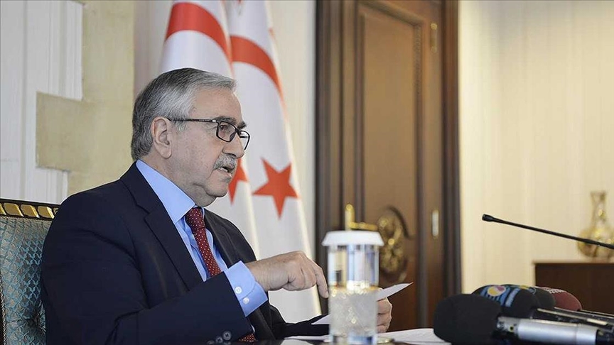 Cyprus: Turkish, Greek leaders talk building confidence