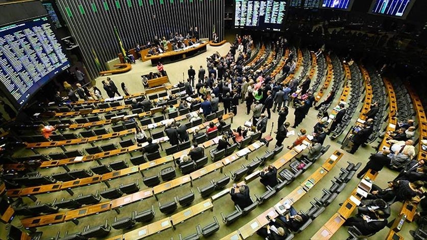 Discuten reforma a las pensiones en Congreso brasileño, primera prueba política de Bolsonaro