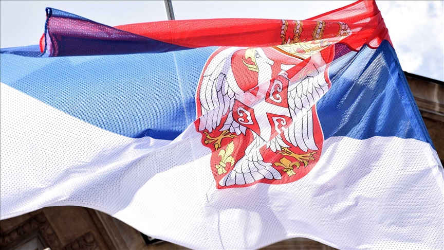 Beograd: Uhapšena dvojica zbog lepljenja nalepnica na prostorije SNS