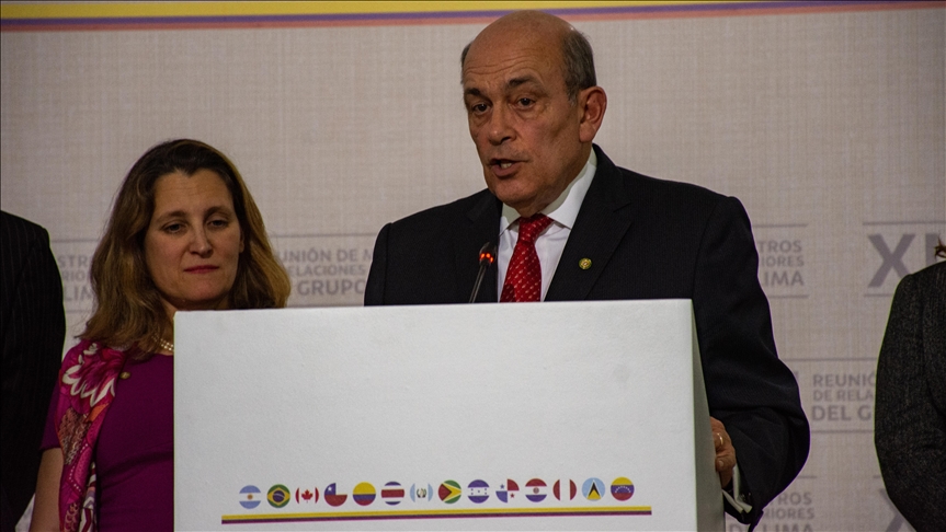 Perú dio un plazo máximo de 15 días para que funcionarios de Maduro se vayan del país