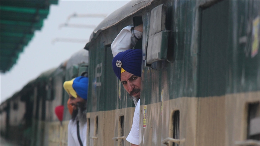 Servicio de tren entre Pakistán e India fue suspendido