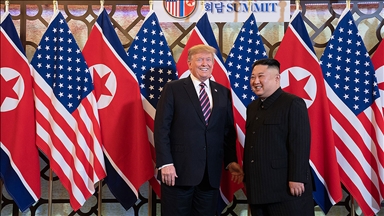 Trump-Kim zirvesinin 2. günü başladı