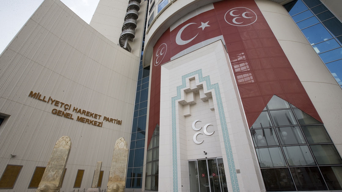 Mhp Golbasi Ilce Baskani Pehlivan Gorevden Alindi