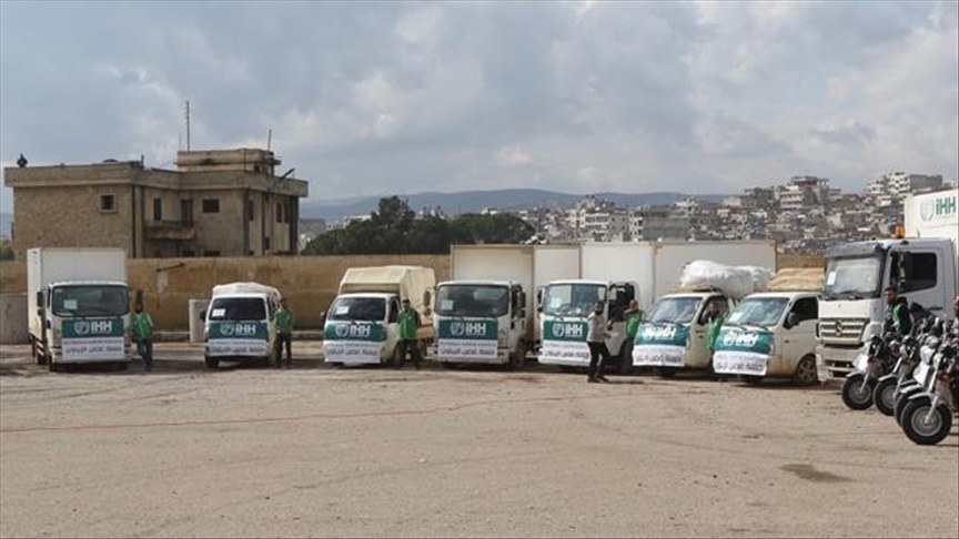 Turkish charity sends aid convoy to Idlib, Syria