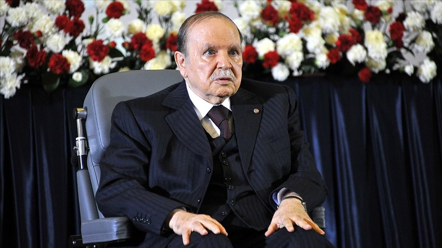 Algeria: Bouteflika to run for fifth term amid protests