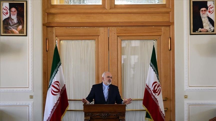 "ظريف" يهدد بانسحاب إيران من الاتفاق النووي
