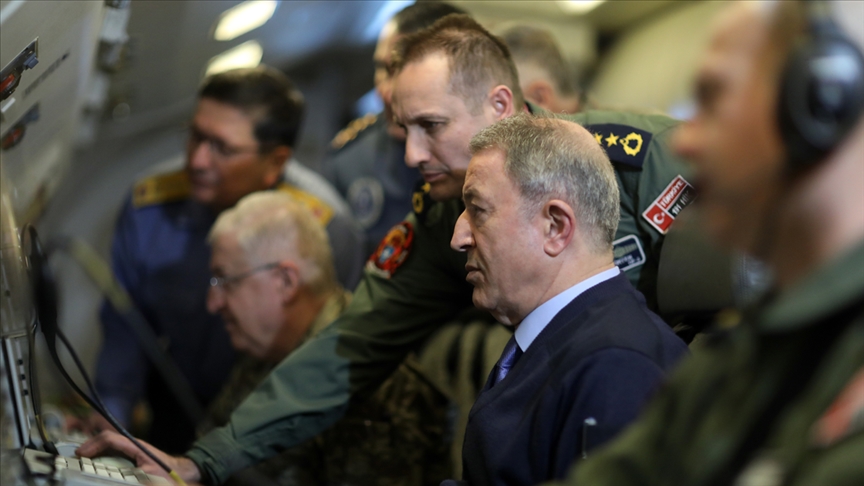 قادة الجيش التركي يراقبون مناورات  "الوطن الأزرق 2019" من الجو