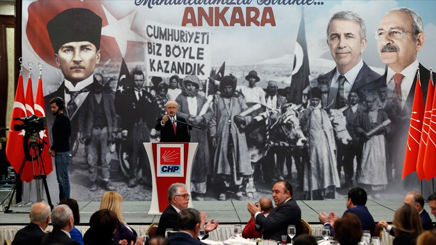 Kılıçdaroğlu muhtarlarla buluştu
