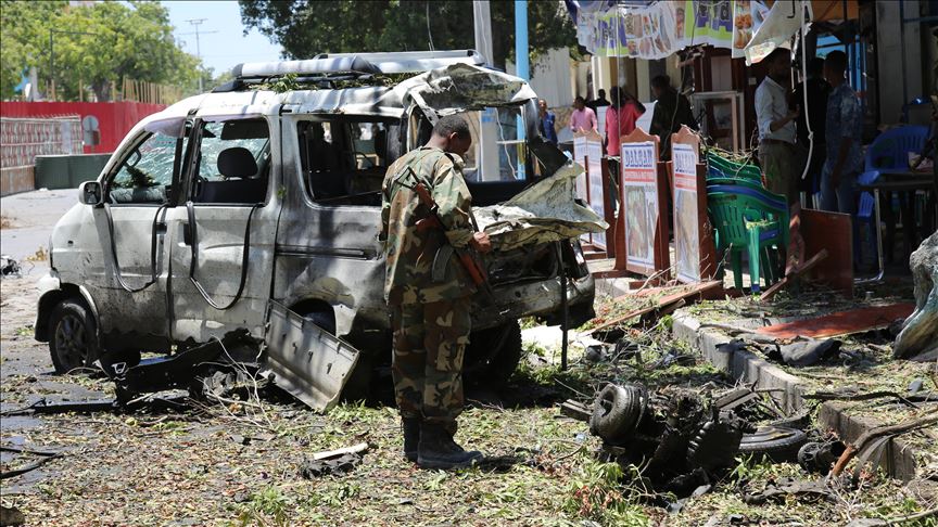 Al menos cinco muertos en atentado con coche bomba en Somalia