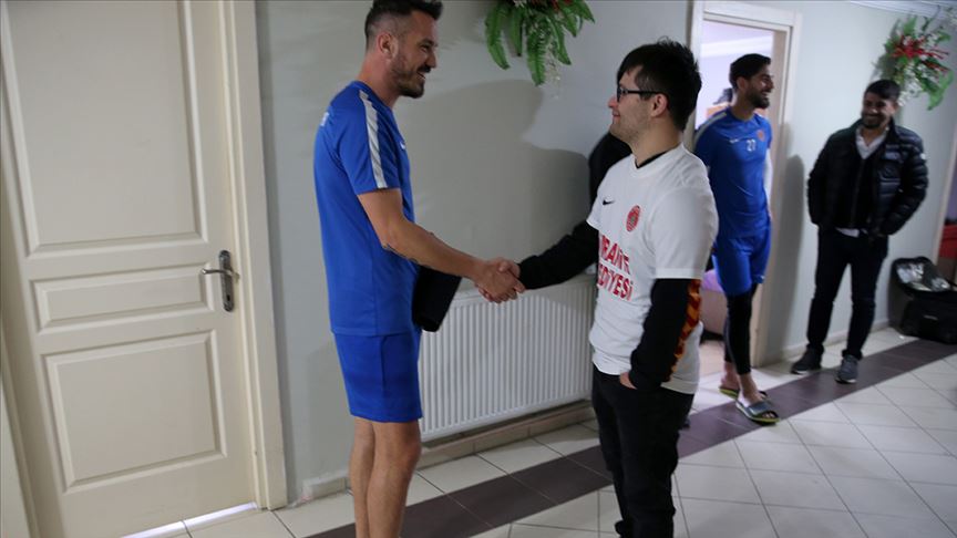 Ümraniyespor'un 'özel' taraftarı