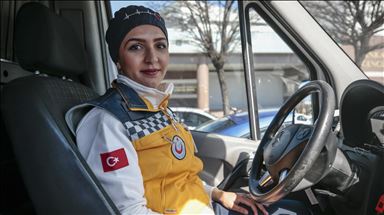 Turkish woman ambulance driver strives in male industry