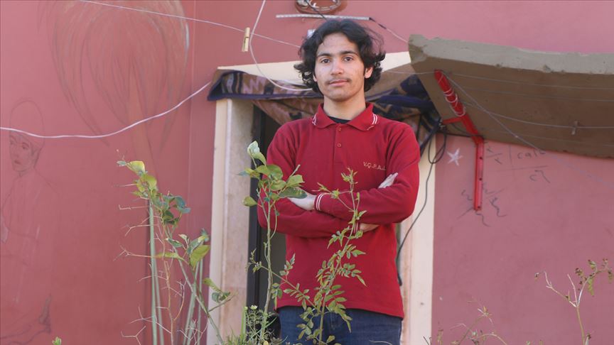 Suriyeli engelli ressam İstanbul'da sergi açacak