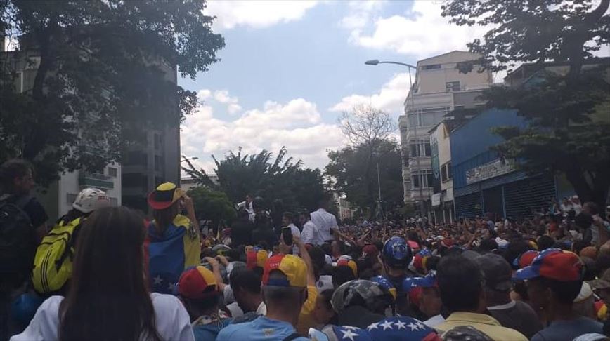 Guaidó dice que activará artículo 187, que permite entrada de militares, “cuando llegue el momento”