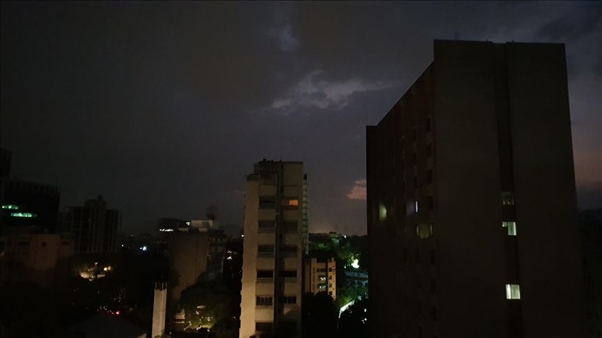Caracas suma más de 24 horas con fallas en el servicio eléctrico