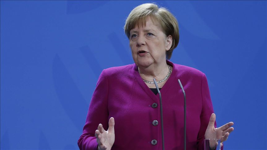 Merkel izrazila podršku izgradnji zajedničkog europskog nosača aviona
