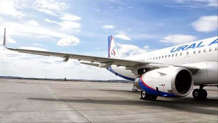 Самолет "Уральских авиалиний" запросил экстренную посадку в Баку