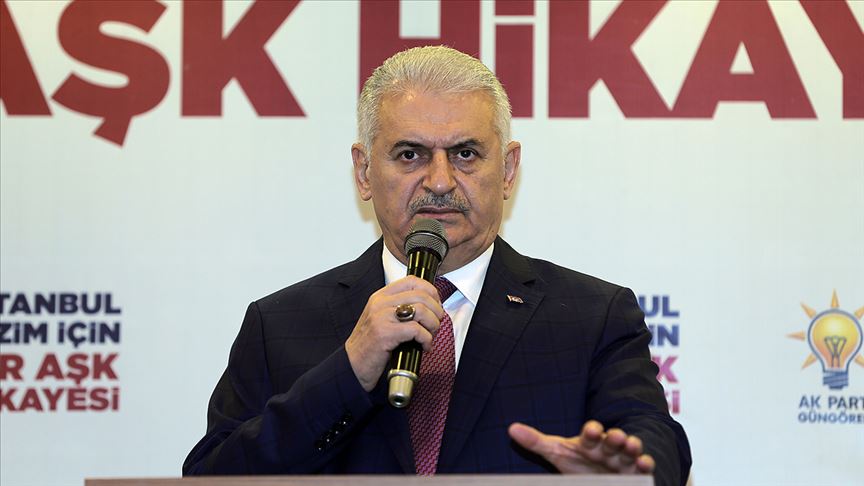 Binali Yıldırım: Etnik kimliğinizle gurur duyun