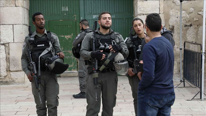 Izraelska policija spriječila Palestince da klanjaju u blizini Al-Akse