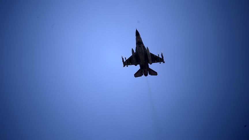 Pesawat tempur jatuh di China, 2 pilot tewas