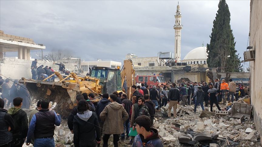 "الشبكة السورية": النظام قتل نحو 900 موظف إغاثة في 8 سنوات