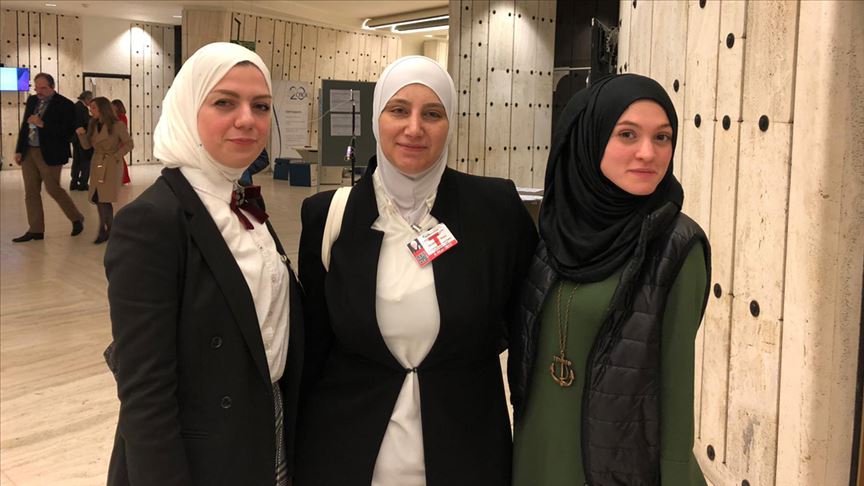 سوريات يروين للأناضول مآسي سجون النظام