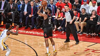 Rockets'ı Warriors durdurdu