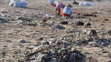 #trashtag challenge goes viral for cleaner environment