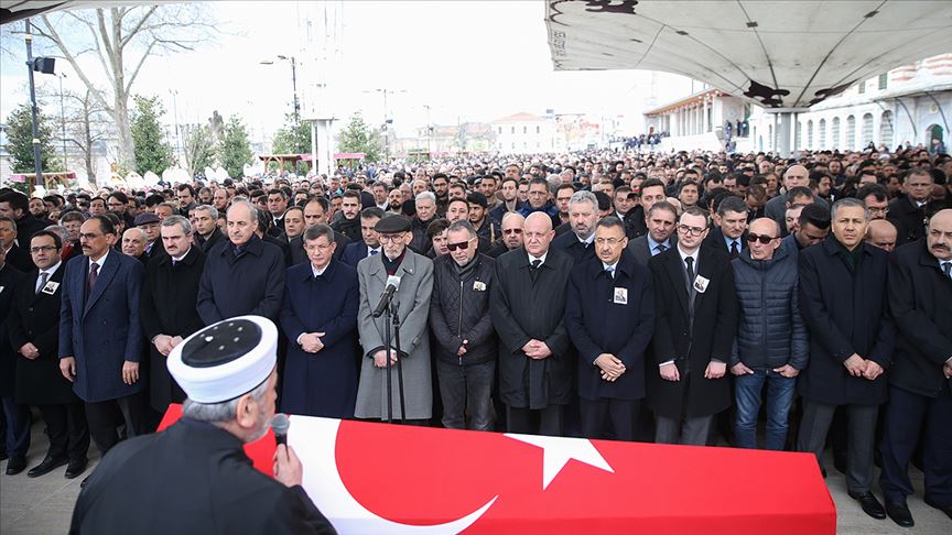Beril Dedeoğlu son yolculuğuna uğurlandı