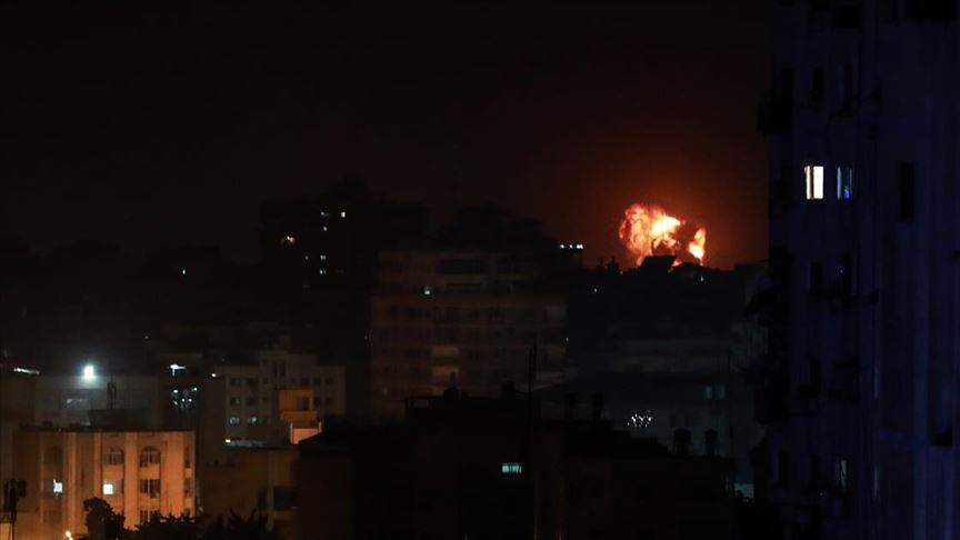 İsrail ordusu Gazze'de 100 hedefi vurdu