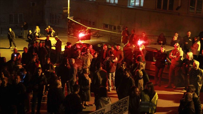 Beograd: Građani koji su bili ispred RTS se razišli, sutra okupljanje ispred Predsedništva Srbije