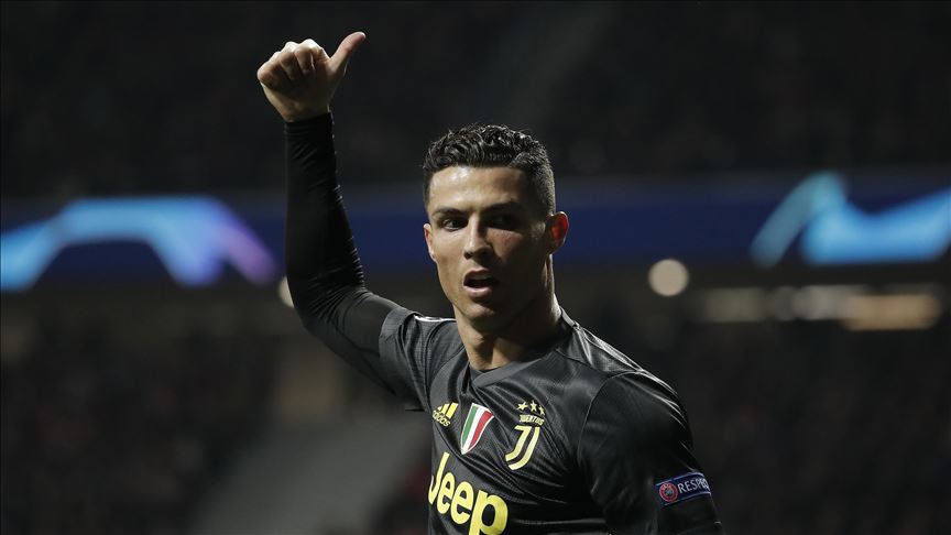 La UEFA investiga a Cristiano Ronaldo por gestos obscenos