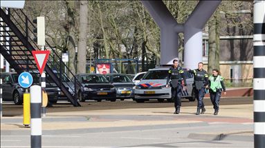 Netherlands: Shooter fires on relative, bystanders