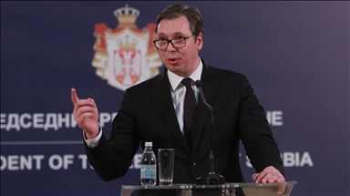 Vučić: Abolirati sve prekršajno kažnjene, ali ne i one koji su činili nasilje