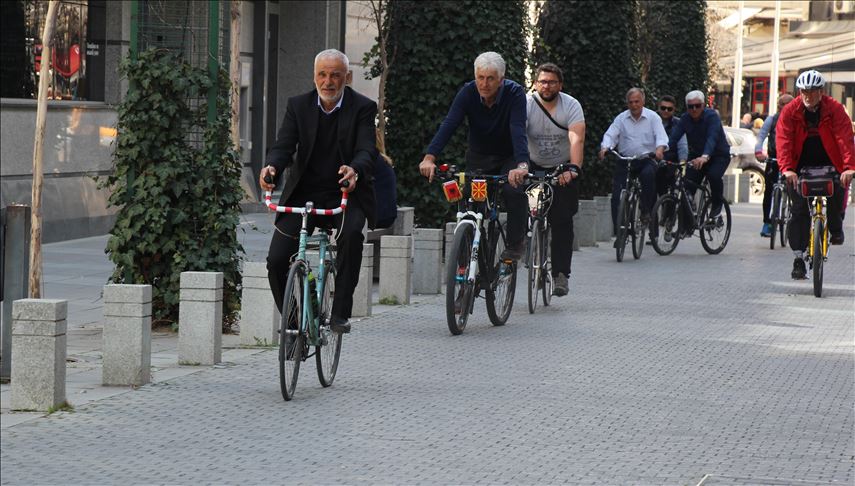 Групата која со велосипеди отпатува за Чанаккале, се врати во Скопје