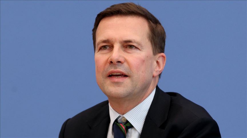 Alemania da aval a la petición de May de retrasar el brexit